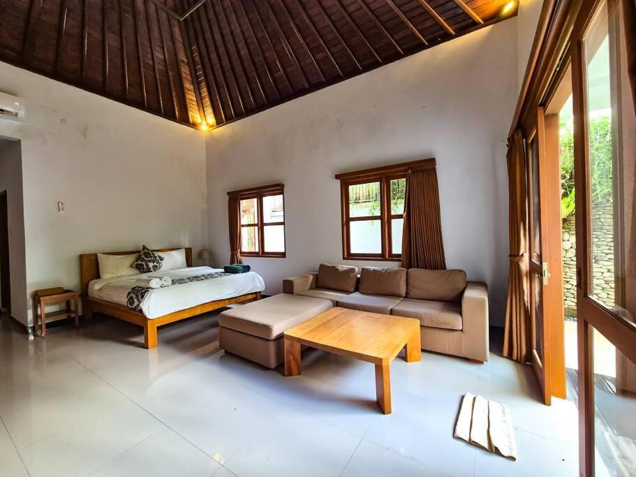 The Sempuana Villa Denpasar  Bagian luar foto